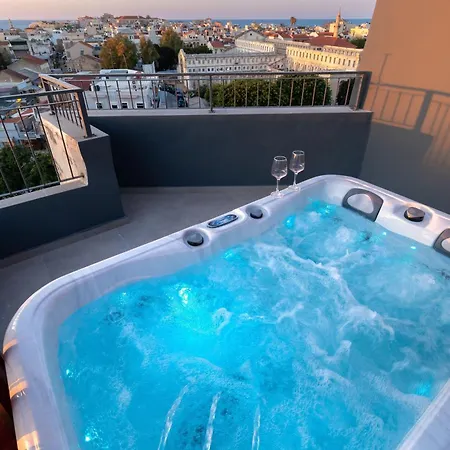 Anele Luxury - Roof Jacuzzi *
