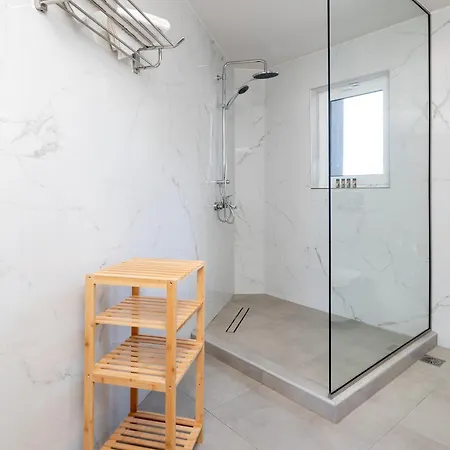Anele Luxury - Roof Jacuzzi Apartament *