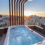 Anele Luxury - Roof Jacuzzi Hriszí Aktí Haniá